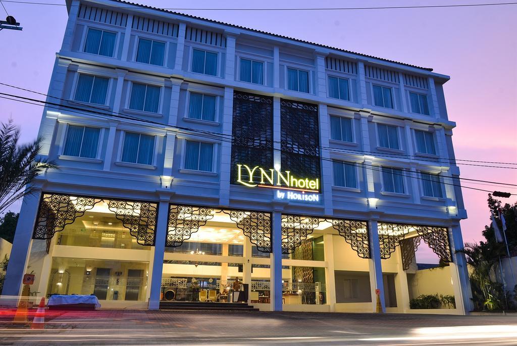 Lynn Hotel By Horison Jogjakarta Buitenkant foto