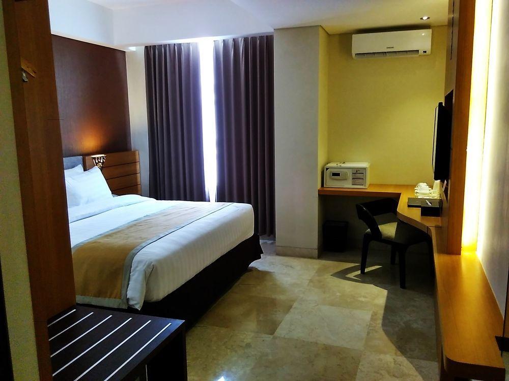Lynn Hotel By Horison Jogjakarta Buitenkant foto